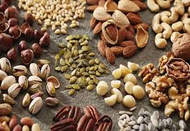 Energija narave: Kako izbrati idealni prigrizek za aktiven dan